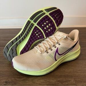 Nike Pegasus 39 Light Orewood Brown sz 9.5, 11